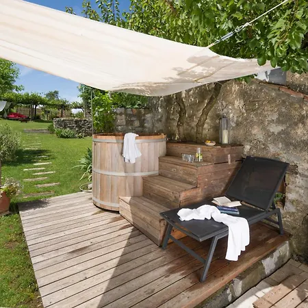 Artes With Free Hot Tub & Sauna Vila *