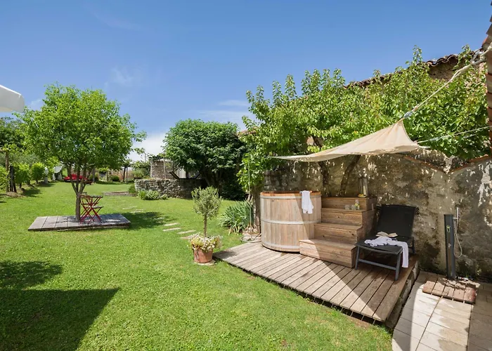 Villa Artes With Free Hot Tub & Sauna Branik