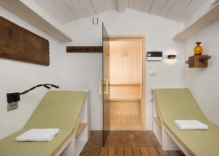 Artes With Free Hot Tub & Sauna * Branik