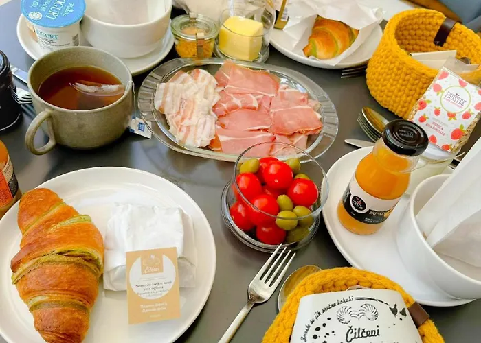 Artes With Free Hot Tub & Sauna فيلة